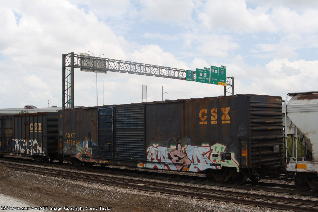 CSXT 166235